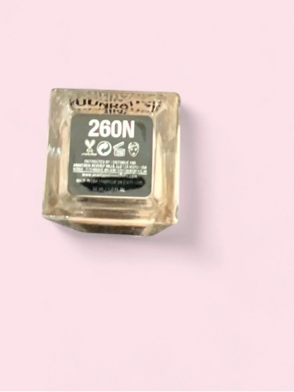 Anastasia Beverly Hills foundation